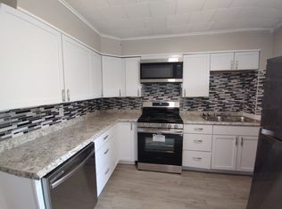 485 Peckham St #II, Fall River, MA 02721