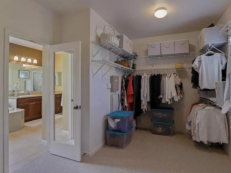 652 W Sombra Way — Photo 12