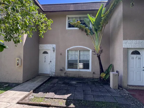 7918 KIMBERLY Boulevard #304, North Lauderdale, FL 33068