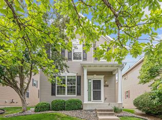 15587 Crabapple Ln, Eden Prairie, MN 55347