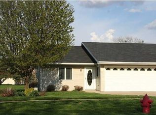 1012 E 10th St S, Newton, IA 50208