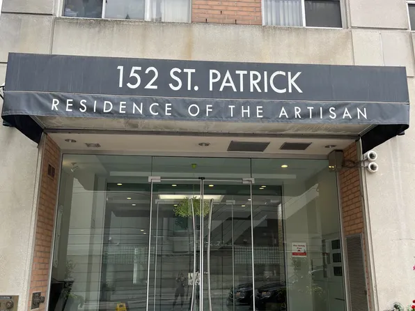 152 Saint Patrick St #1107, Toronto, ON M5T 3J9