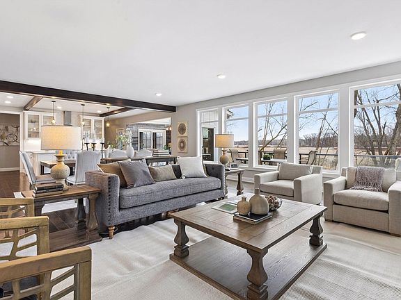 4th image of 15484 Minnetonka Blvd