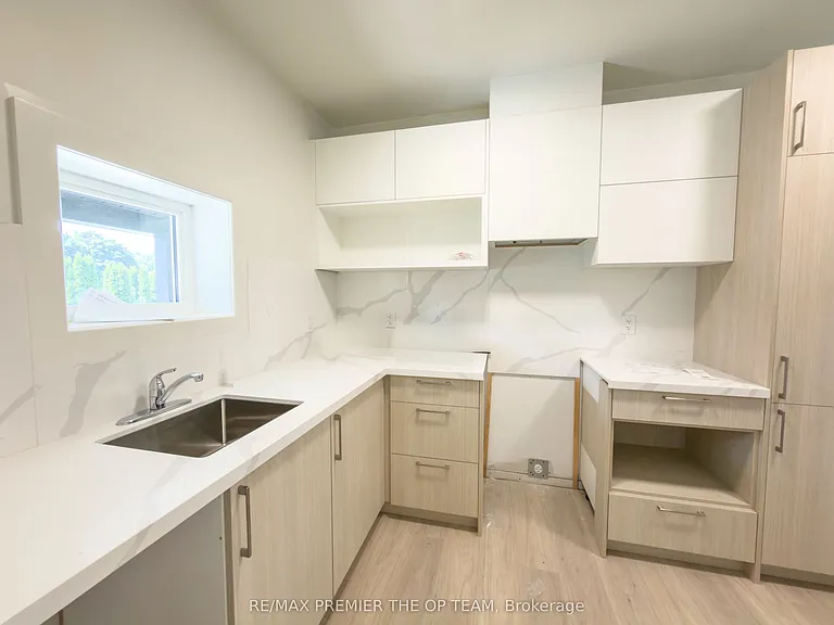 9690 Keele St #MAIN — Photo 7