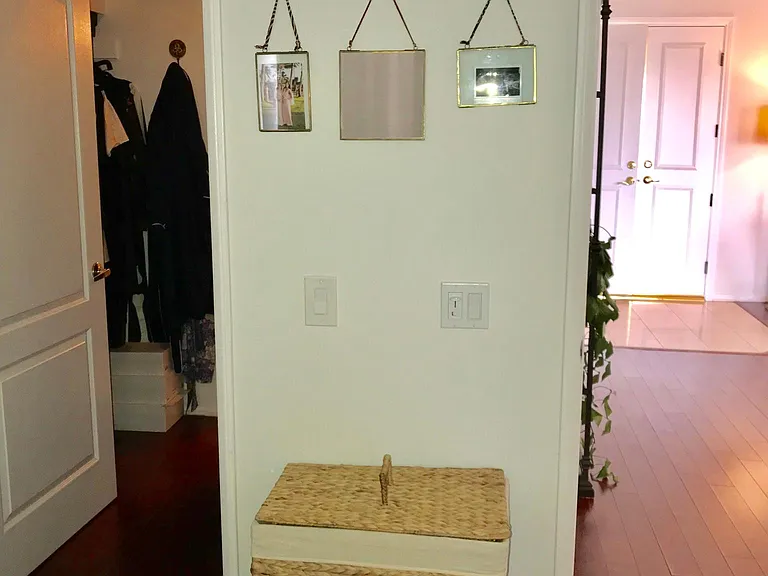 8349 Blackburn Ave #302 — Photo 170