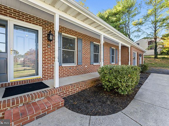 5th image of 11412 Pauline Ct