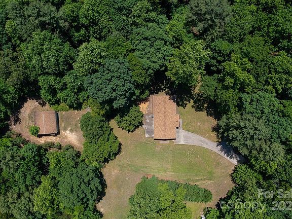 4th image of 2515 Ila Jay Ln