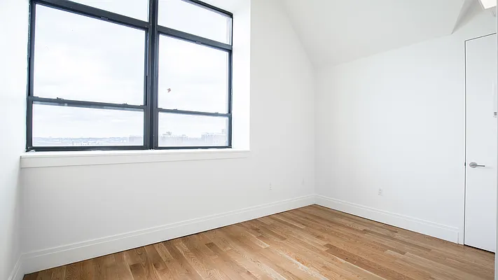 Rented by Nooklyn NYC LLC | media 45