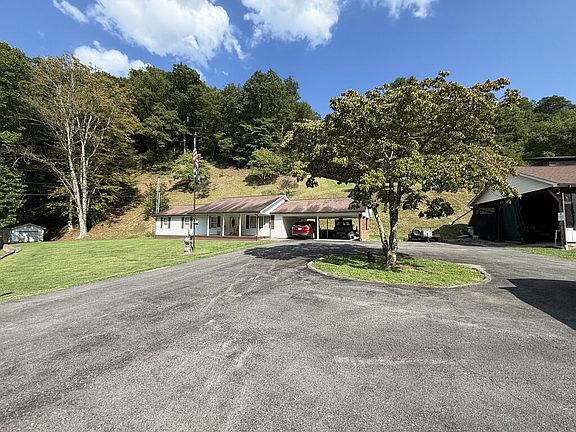 2nd image of 4207 Poplar Creek Rd