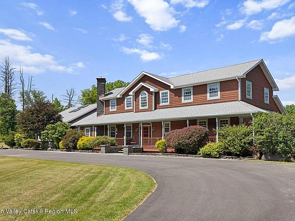 2nd image of 447 Shear Road