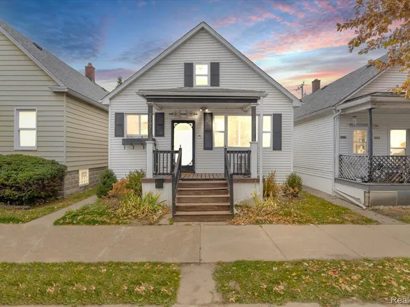 2997 Hanley St, Hamtramck, MI 48212