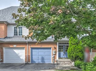 116 Hollandview Trl, Aurora, ON L4G 7H6