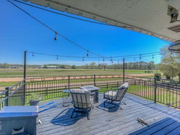 269 Hurricane Bluff Dr, Benton, LA 71006