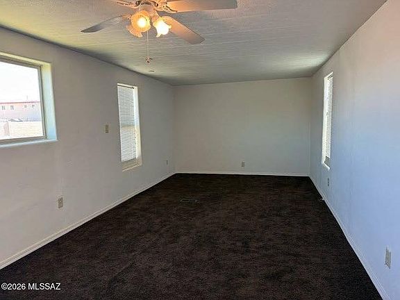 3rd image of 3833 N Fairview Ave #127