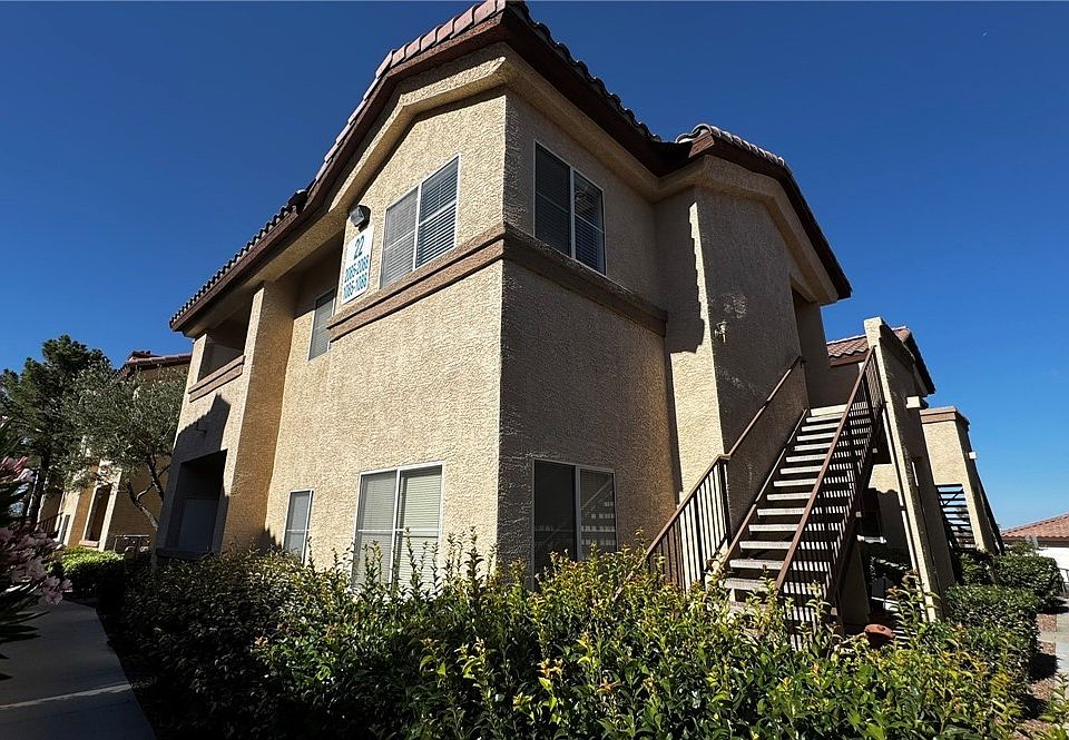 1st image of 8501 W University Ave Unit 2088