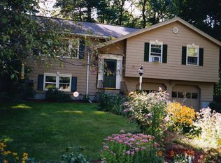 62 Longbow Rd, Danvers, MA 01923