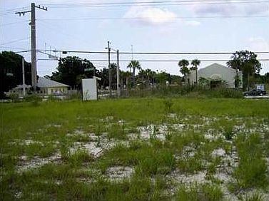 3rd image of 2692 SW Port Street Lucie Blvd