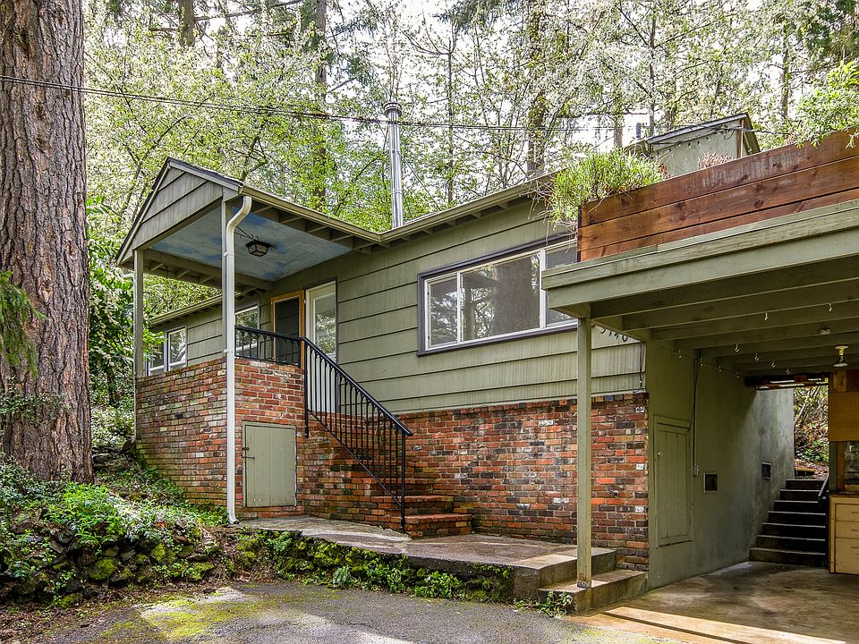 Beautiful woodsy setting.