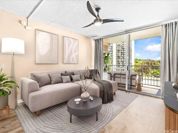 98-450 Koauka Loop APT 209, Aiea, HI 96701