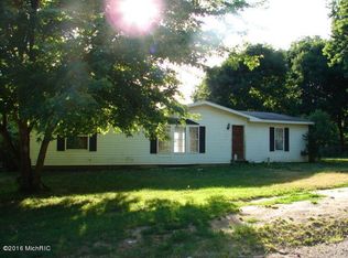 623 River Rd, Marshall, MI 49068