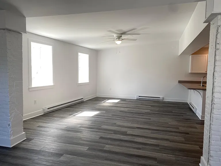 Dining/family room