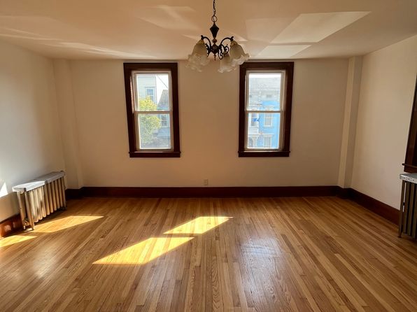 222-224 Warren St #1