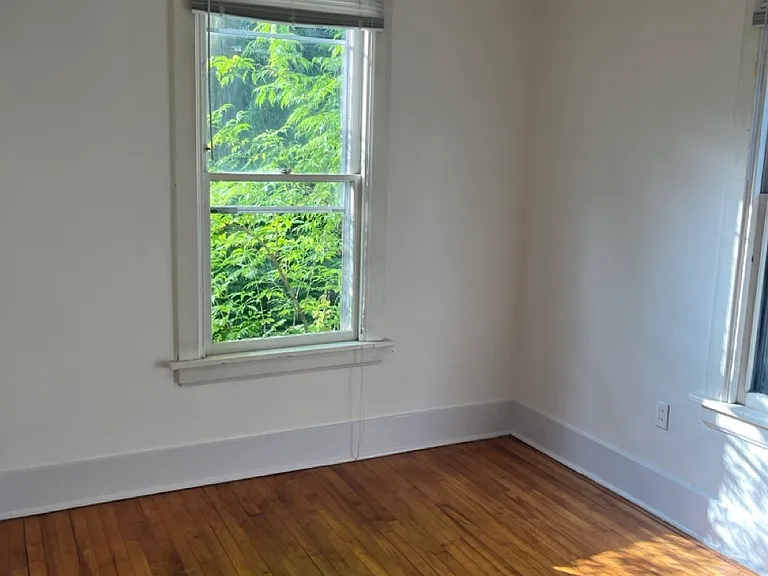 512 E Johnson St #1 — Photo 21