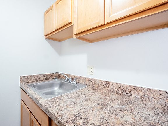4th image of 1956 Lexington Ave #24