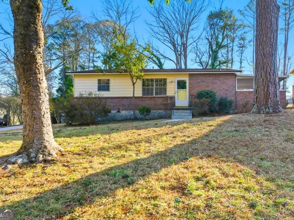 1887 Robinhill Ct, Tucker, GA 30084