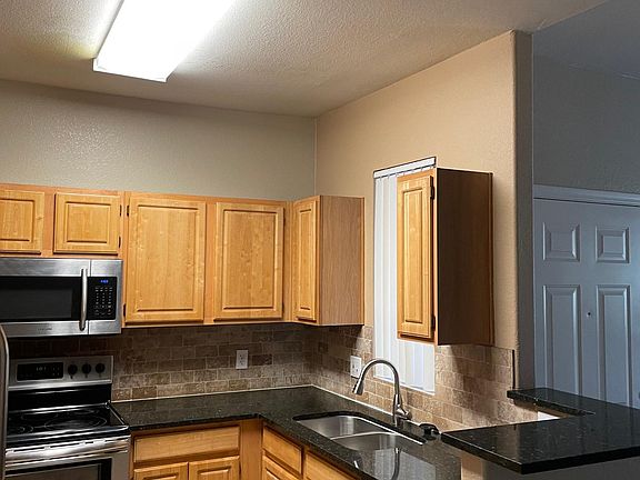 5th image of 2929 W Yorkshire Dr Unit 2118