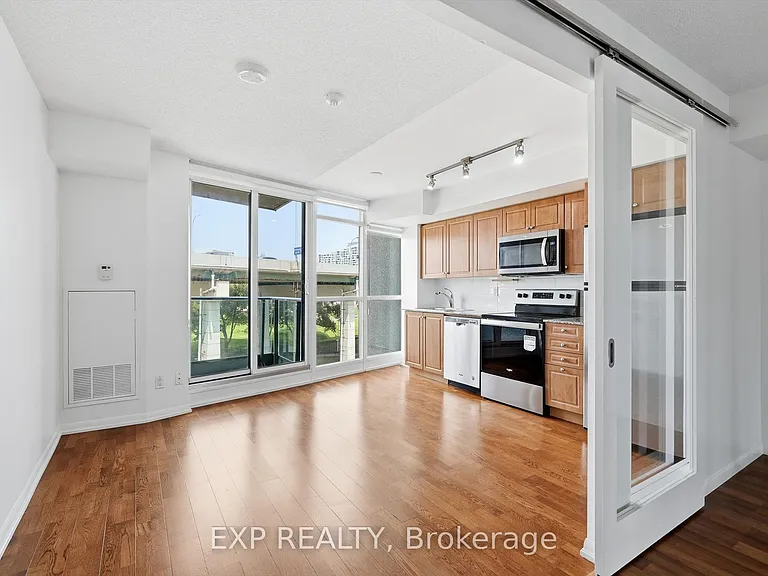 209 Fort York Blvd #667 — Photo 7