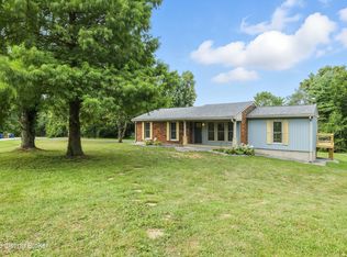 1832 Bass Cir, La Grange, KY 40031