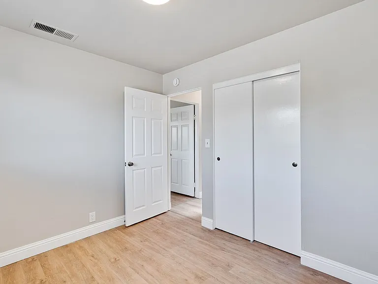 3000 Santa Maria Ave — Photo 12