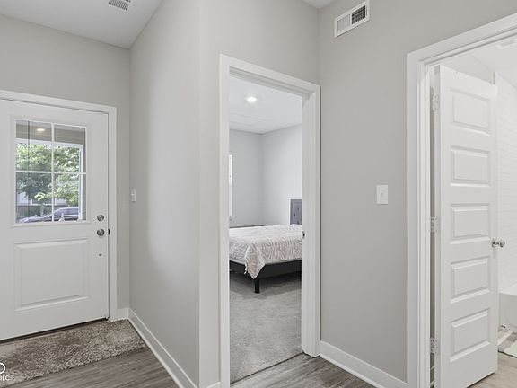 3rd image of 1266 Bolton Pl