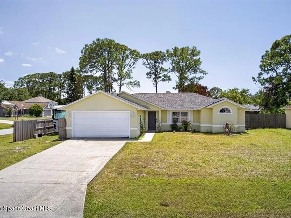 1602 Hawksbill St NW, Palm Bay, FL 32907