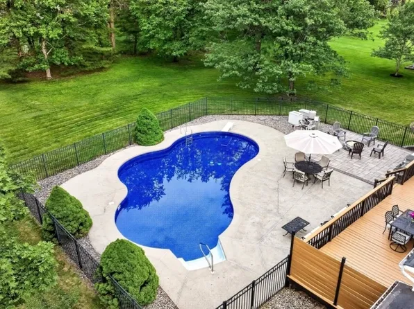 100 Knickerbocker Dr, Montgomery Twp., NJ 08502