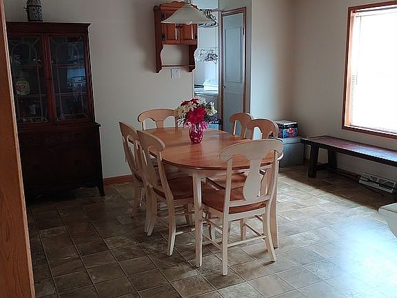 3rd image of 29980 Montmorency Dr