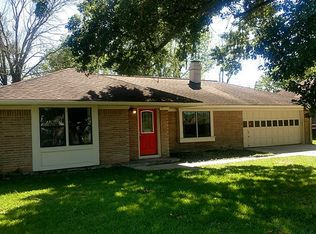 1409 E James St, Baytown, TX 77520