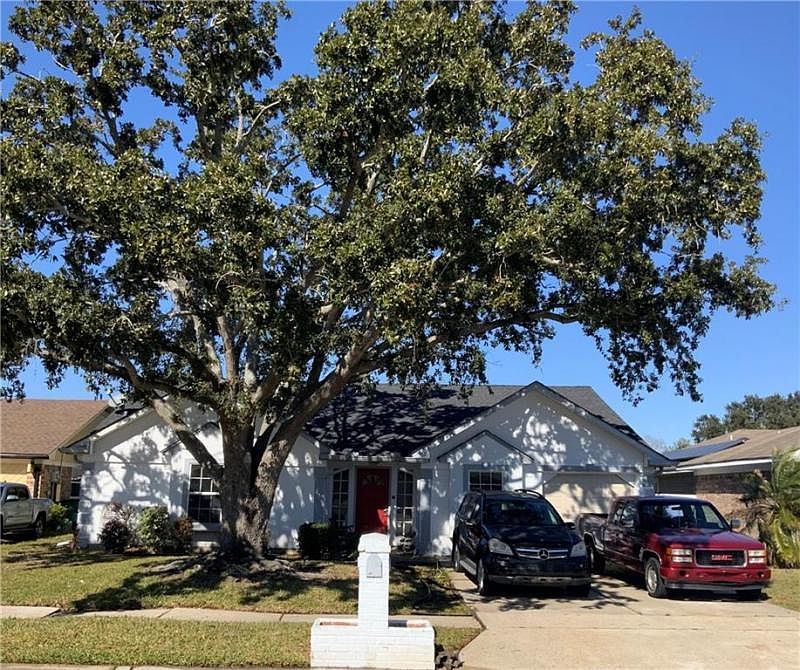 1st image of 2009 Sugarloaf Dr