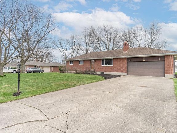 3rd image of 3680 Gorman Ave