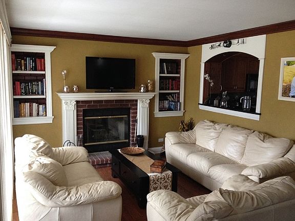 3rd image of 179 Lakeview Ct