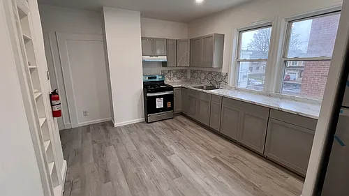 247 Elm St #2 Photo 1