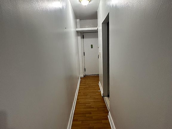 2nd image of 1398 Clay Ave #9