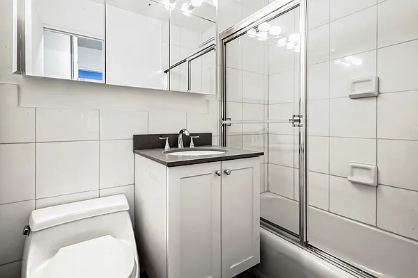 Rented by Weichert Manhattan Midtown | media 5