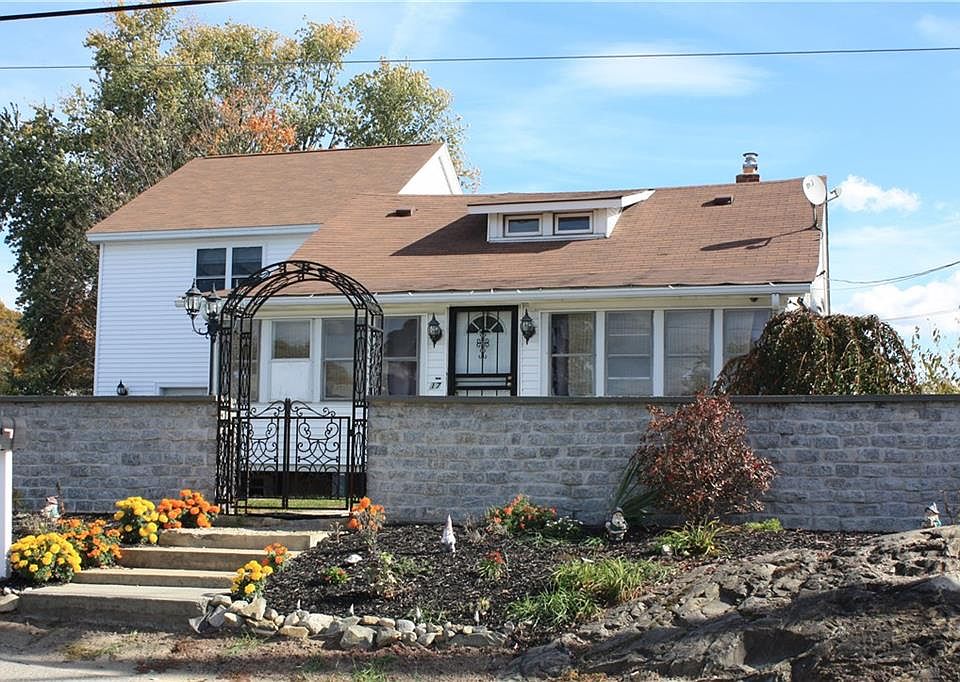 1st image of 17 Thurber St