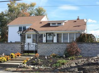 17 Thurber St, North Providence, RI 02904