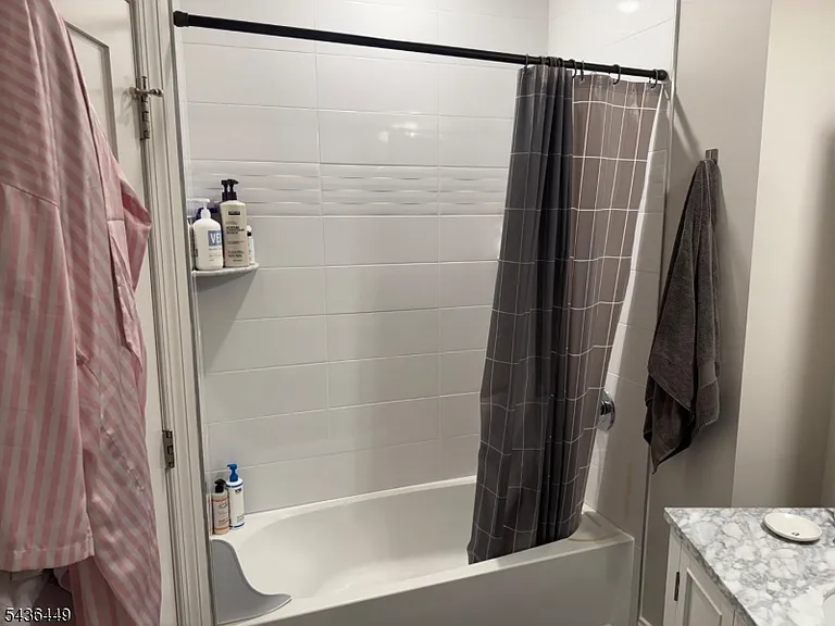 501 South Ave #215 — Photo 32