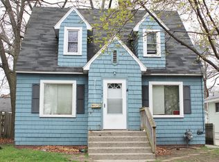 1032 E Isabella Ave, Muskegon, MI 49442