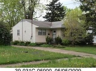 1373 Autumn Dr NW, Warren, OH