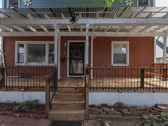 4th image of 3831 Sturdevant St